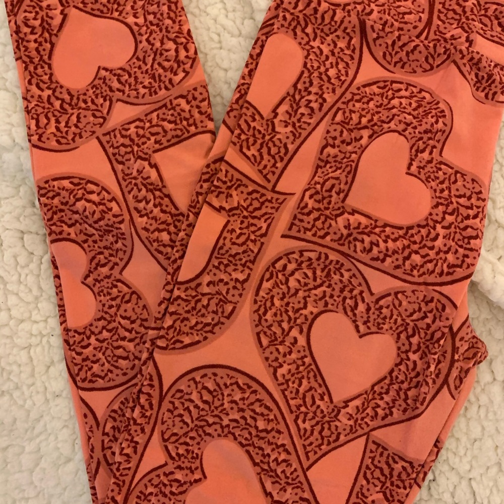 Lularoe valentine leggings